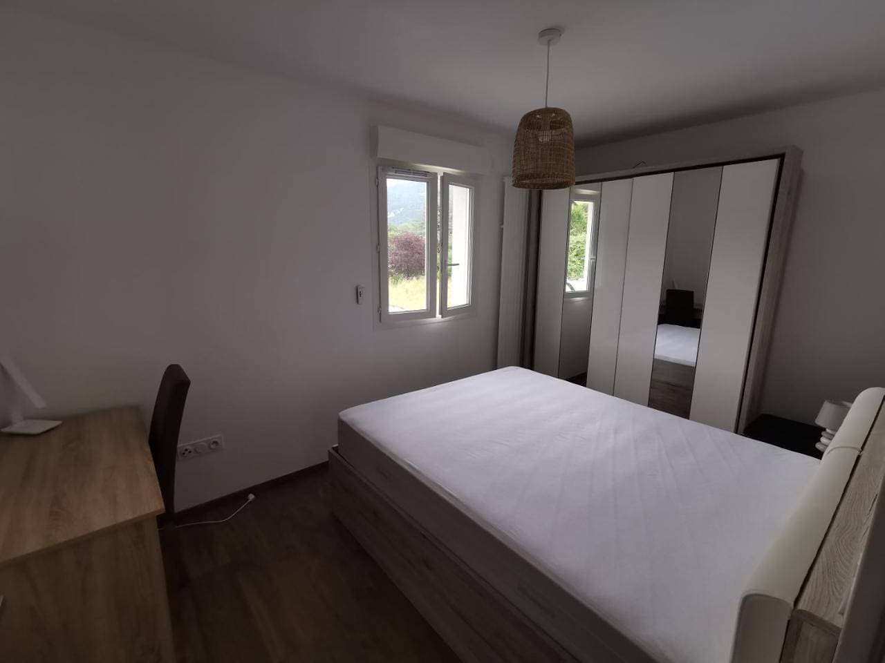 Foto 13 von 16: Two-Bedroom Apartment with Terrace
