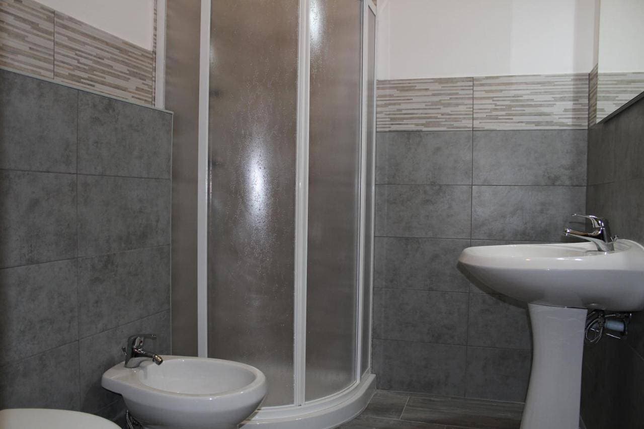 Foto 10 von 11: Standard Double Room with Shared Bathroom
