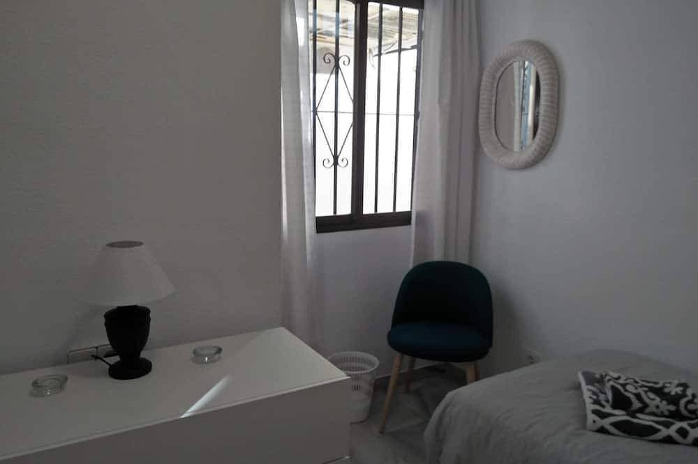 Foto 7 von 30: Apartment mit herrlichem Meerblick, exzellenten Einrichtungen, beheiztem Innenpool