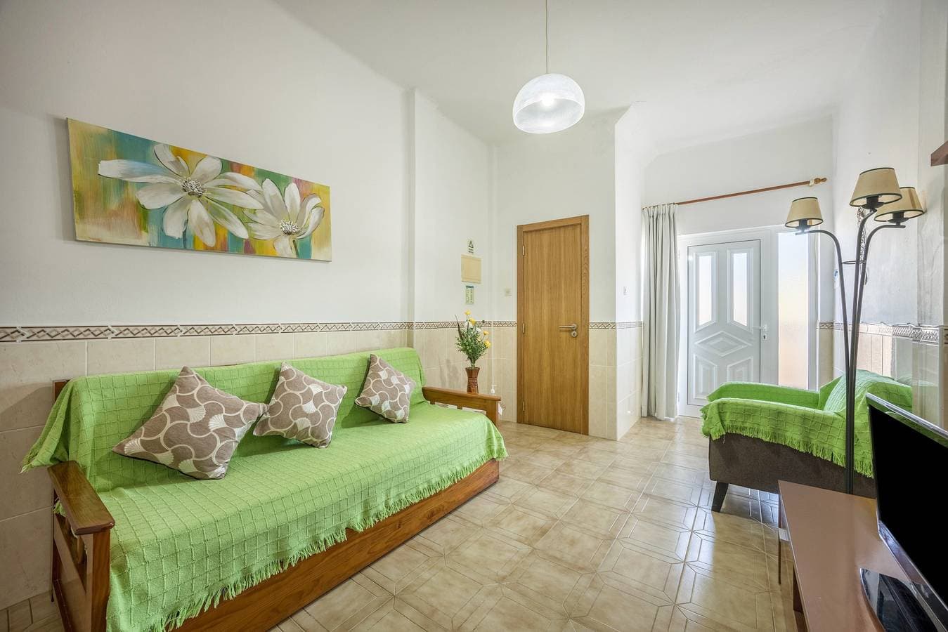 Foto 8 von 29: Ferienwohnung Villas Brites nº2 mit Gemeinschaftspool, Gemeinschaftsgarten und WLAN