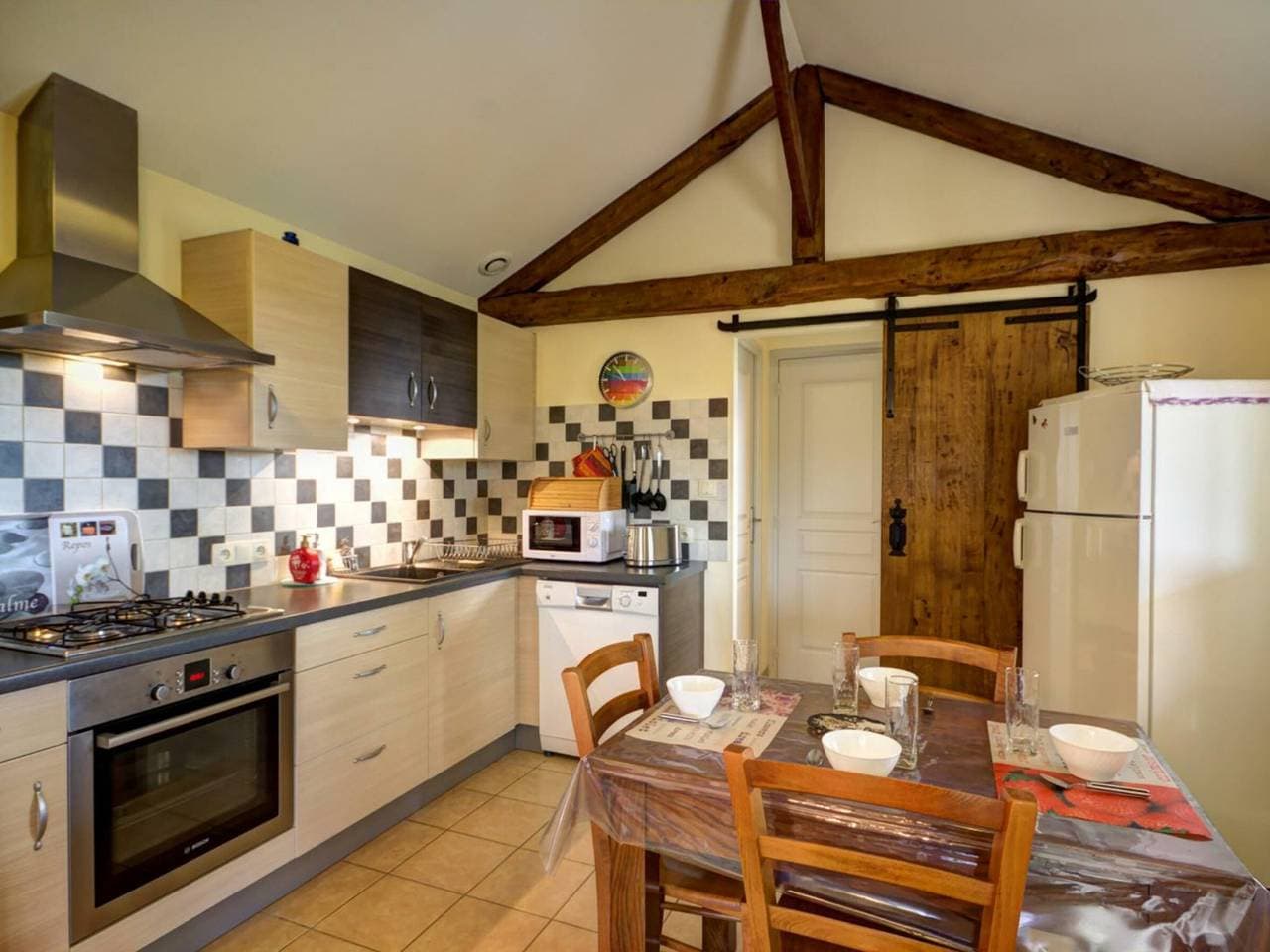 Foto 4 von 12: Ferienhaus in Saint-Forgeux-Lespinasse mit Terrasse und Haustiere Erlaubt