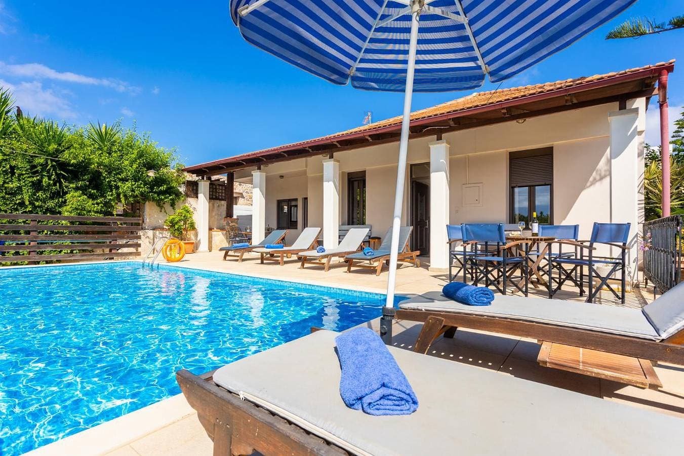 Foto 5 von 27: Villa für 6 Personen mit Garten