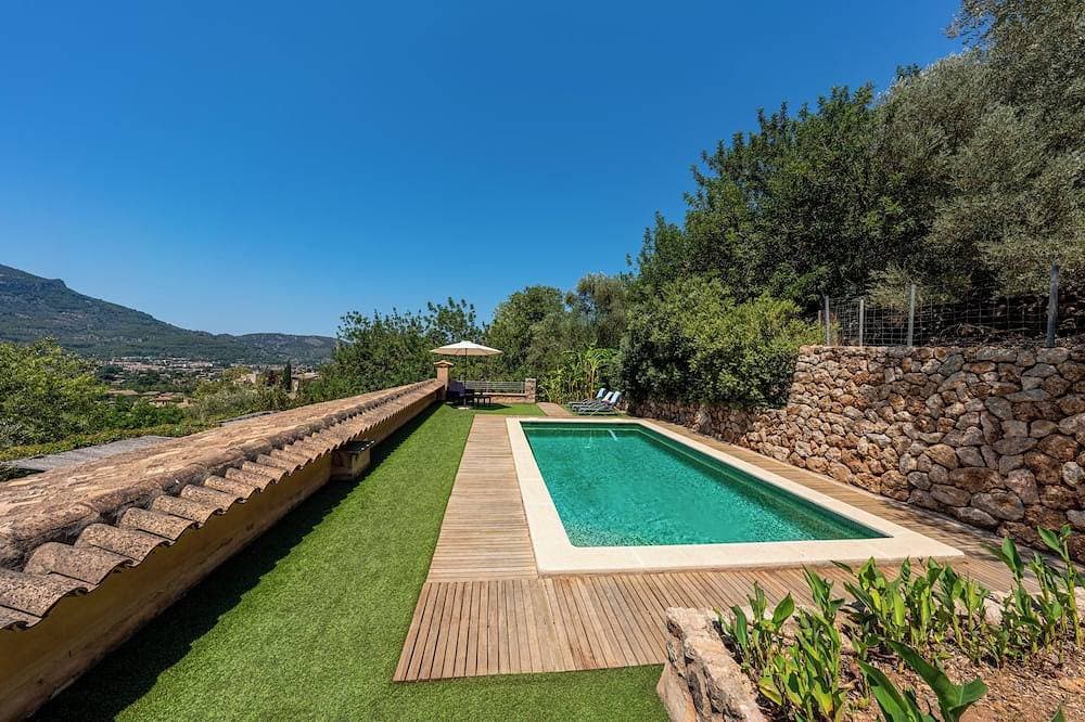 Foto 13 von 22: A perfect place to enjoy tranquilty and a stunning panoramic view of Sóller.