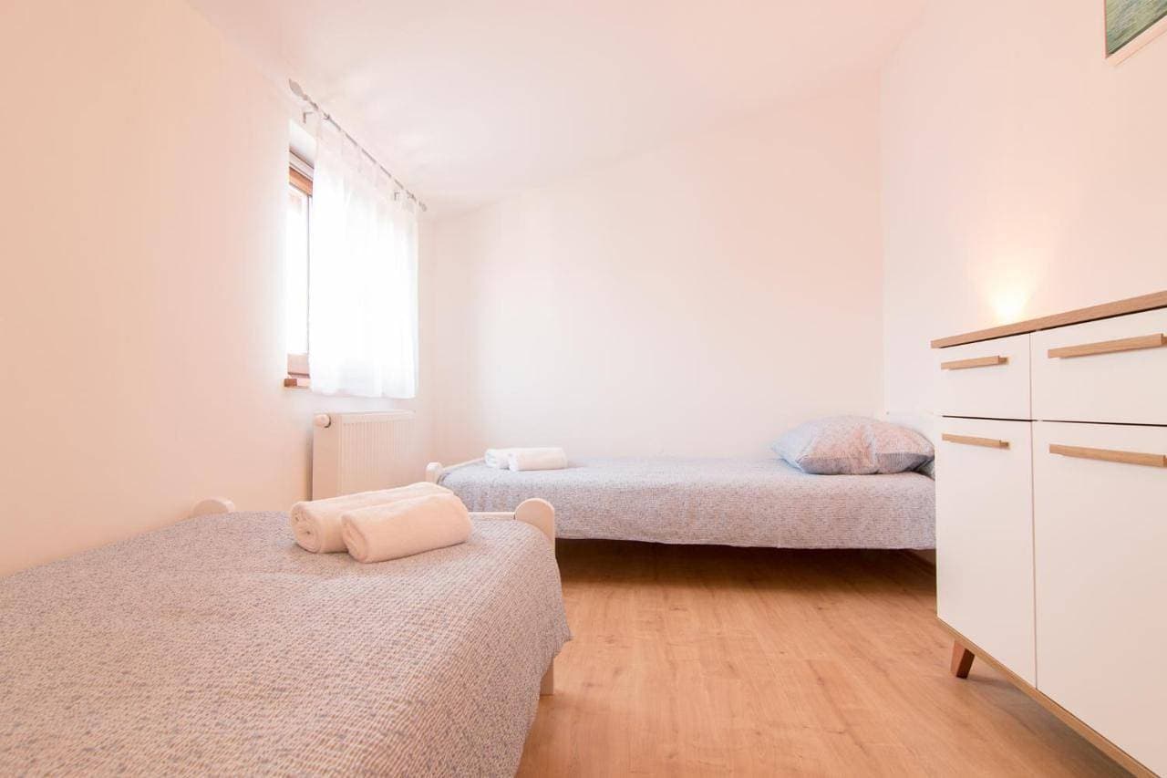 Foto 10 von 26: Two-Bedroom Apartment