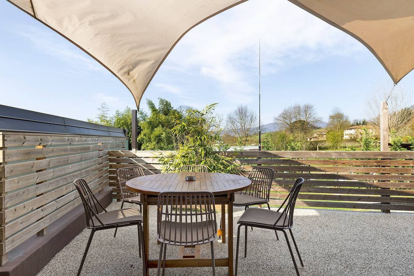 Foto 5 von 36: Ferienhaus 'Isola Degli Angeli' mit Bergblick, WLAN und Klimaanlage
