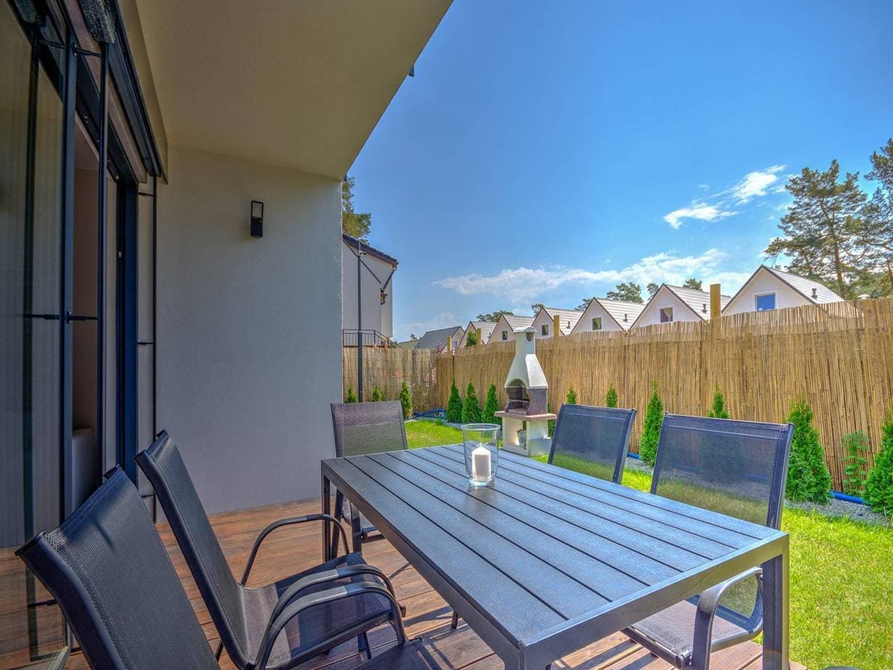 Foto 5 von 31: Komfortables Ferienhaus mit Garten und Pool