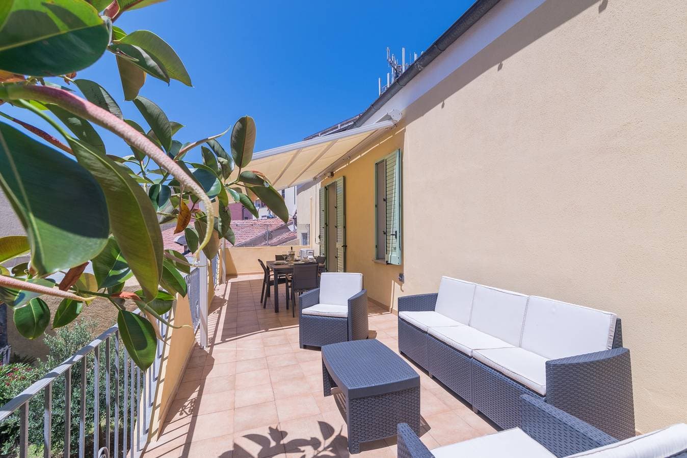 Foto 2 von 25: Ferienhaus 'Maison Chloe 2' in Strandnähe mit Balkon, Terrasse und WLAN