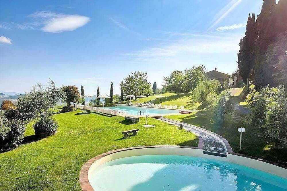 Casa Ramisia C: A characteristic and welcoming apartment that is part of an ancient country house su... 1