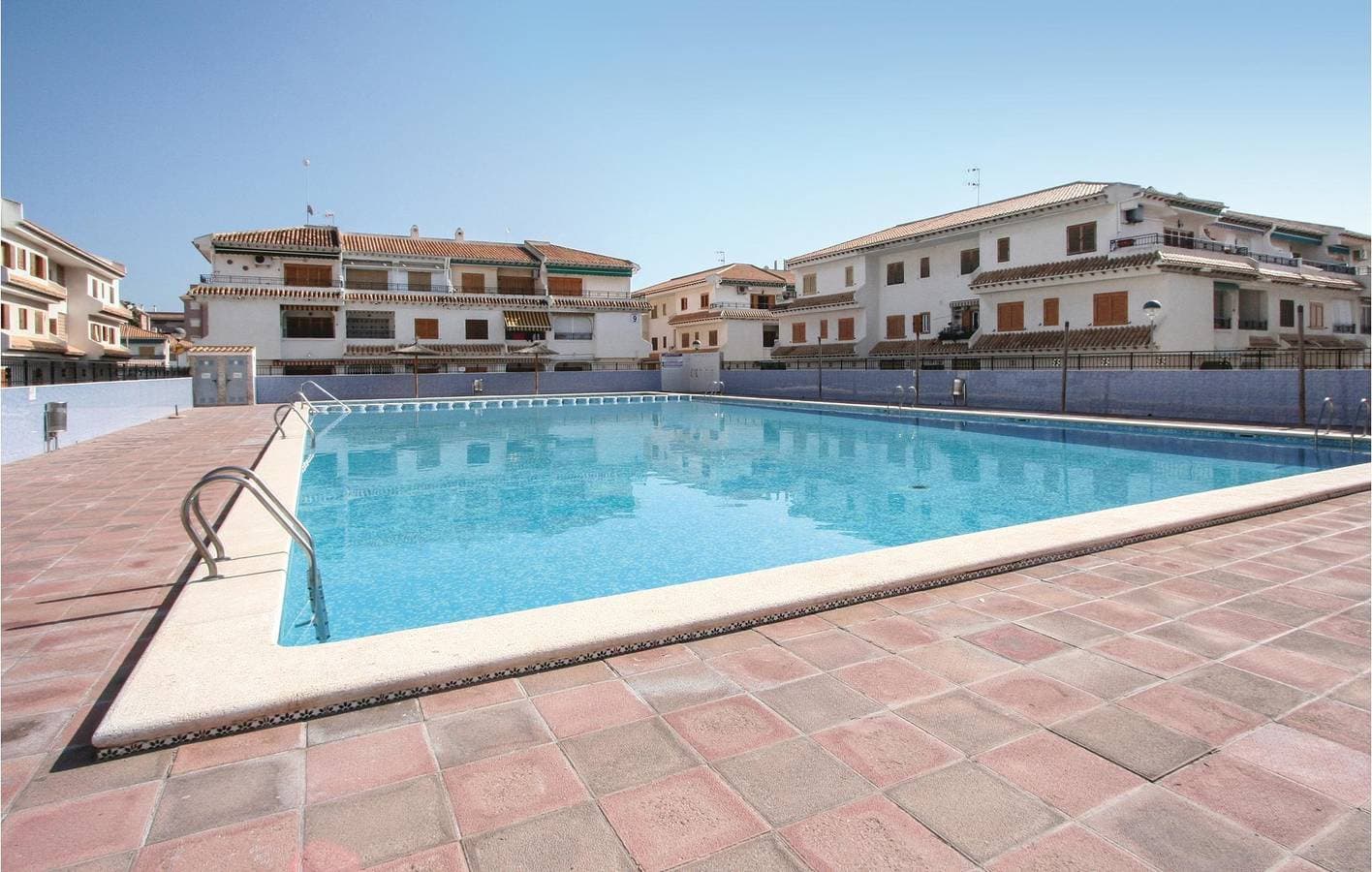 Foto 2 von 24: Gemütliches Apartment mit Pool und Parkplatz: 900m zum Strand