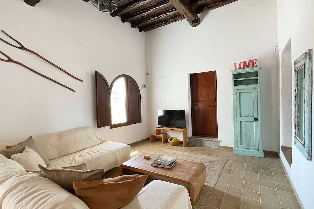 Foto 13 von 30: Authentic Ibicencan Finca in Sant Josep, close to Sant Josep town