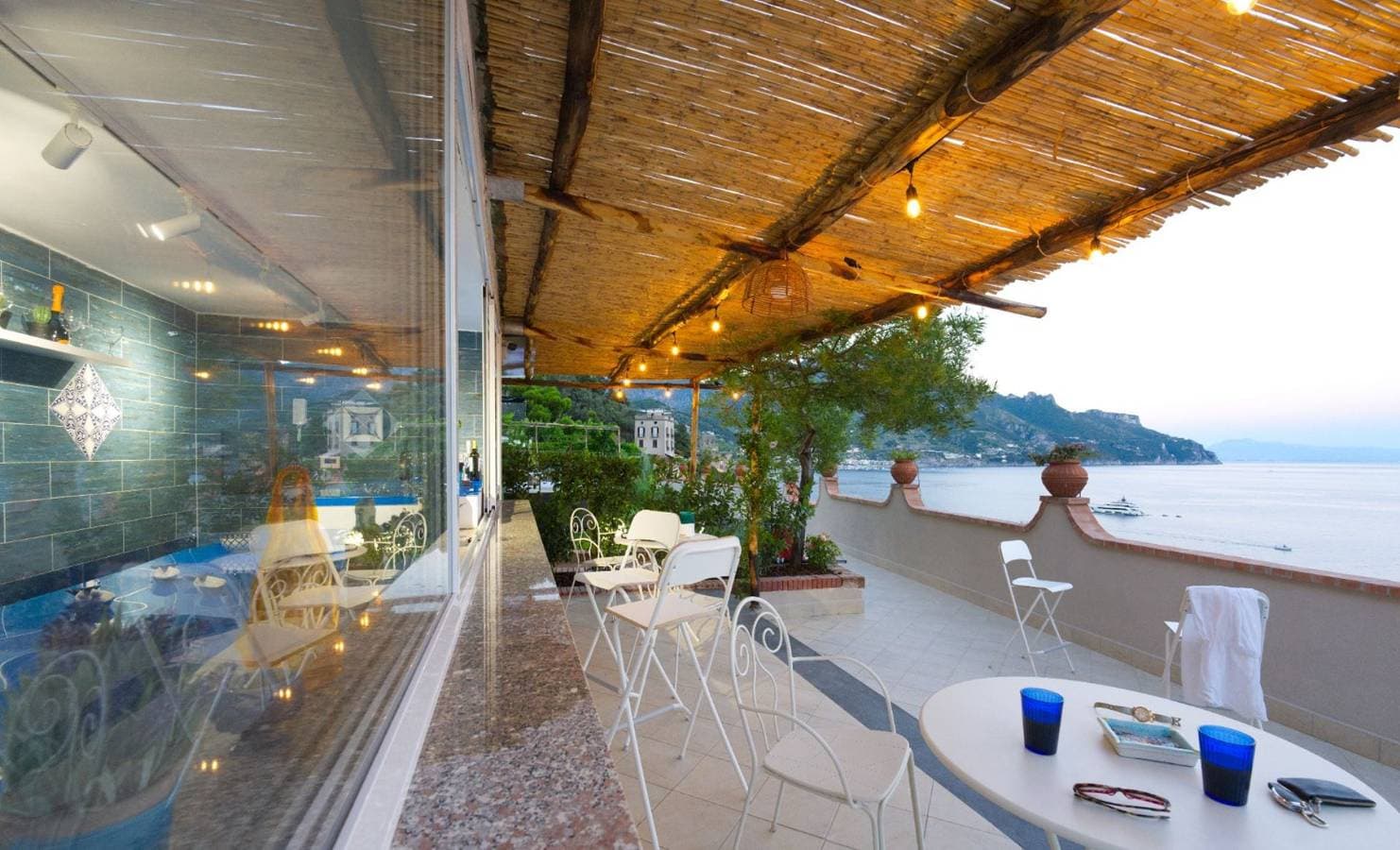 Foto 11 von 52: Appartement am Strand mit Pool und Parkplatz