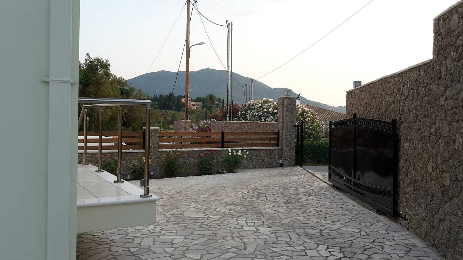 Foto 13 von 49: Superior Corfu Villa | Magical View Of The Ionian Sea | Villa Achillion