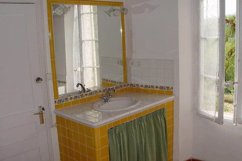 Foto 7 von 30: Familienwohnung, 2-8 Personen, In Der Provence Mas 16. Jahrhundert, Pool, Garten, Parkplatz