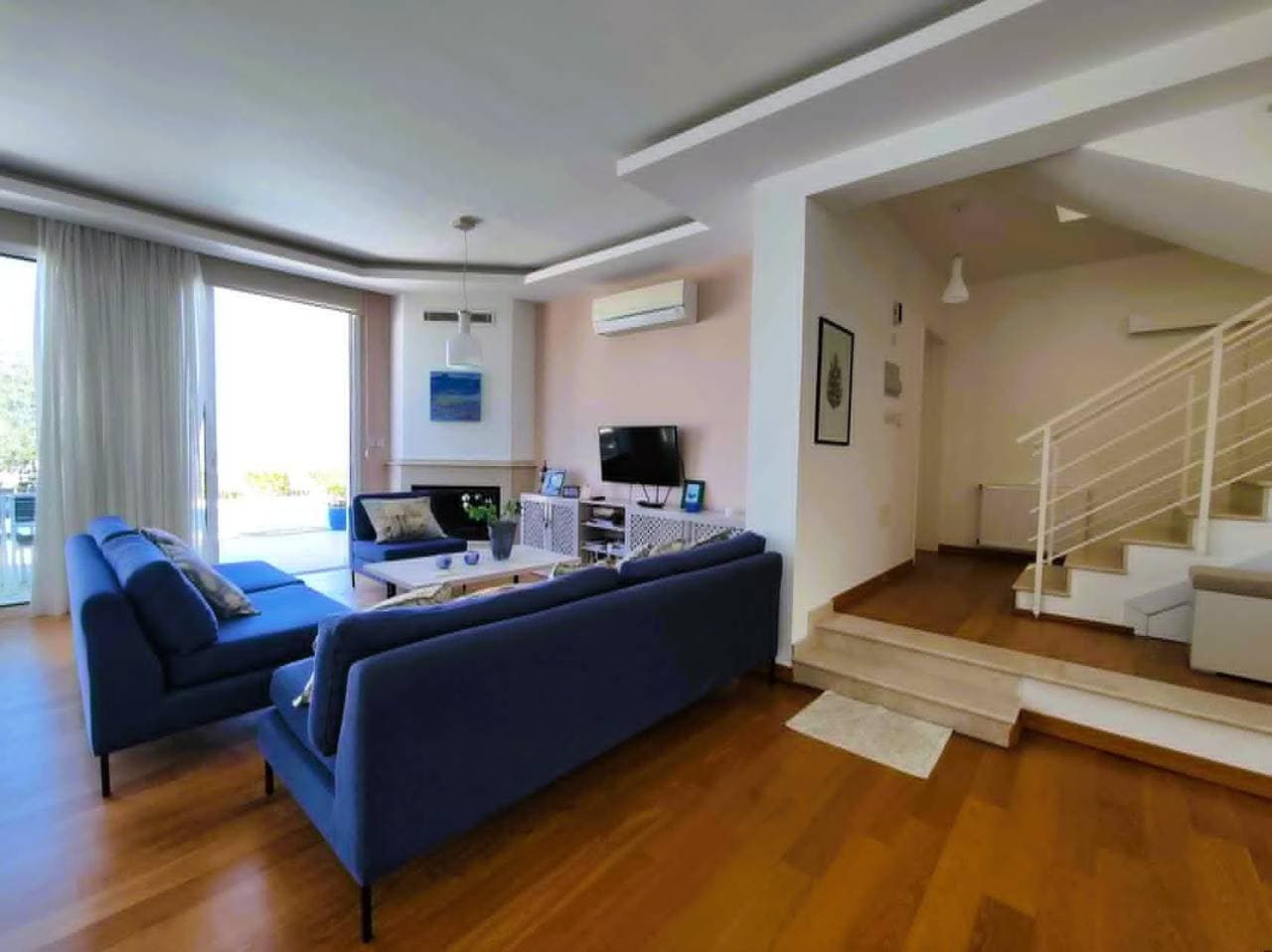 Foto 5 von 26: 4-Bett-Villa mit privatem Pool und Meerblick