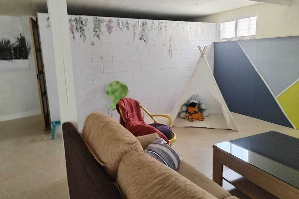 Foto 6 von 13: Fantástica Vivienda Turística Totalmente Renovada y Rodeada de Viñas Manchegas