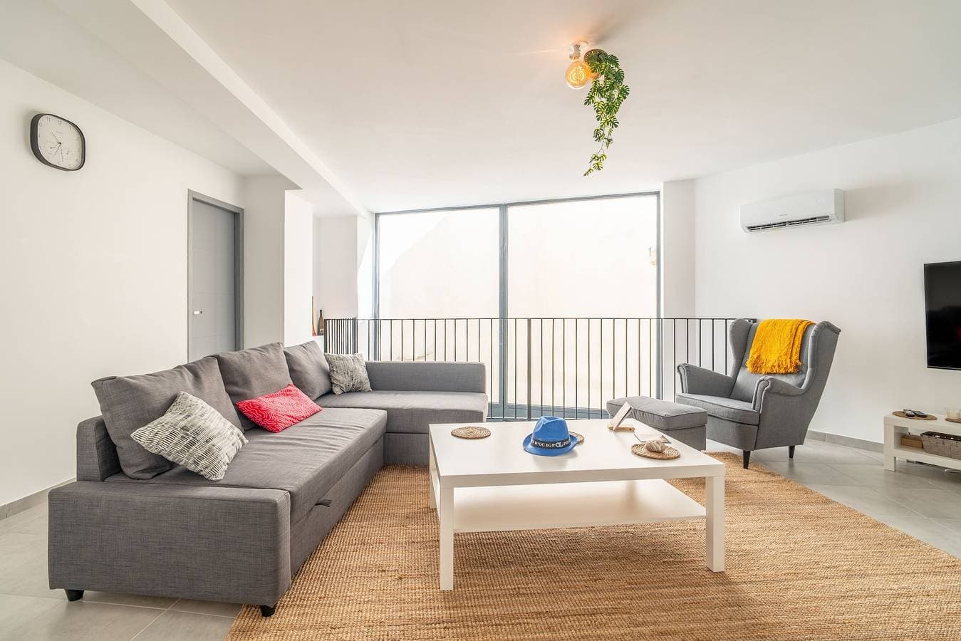 Foto 6 von 28: Ferienhaus 'Vias' mit privater Terrasse, WLAN und Klimaanlage