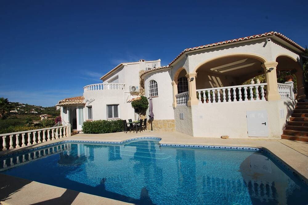 Foto 8 von 30: Wundervolles Ferienhaus mit privatem Pool, Internet, Klimaanlage