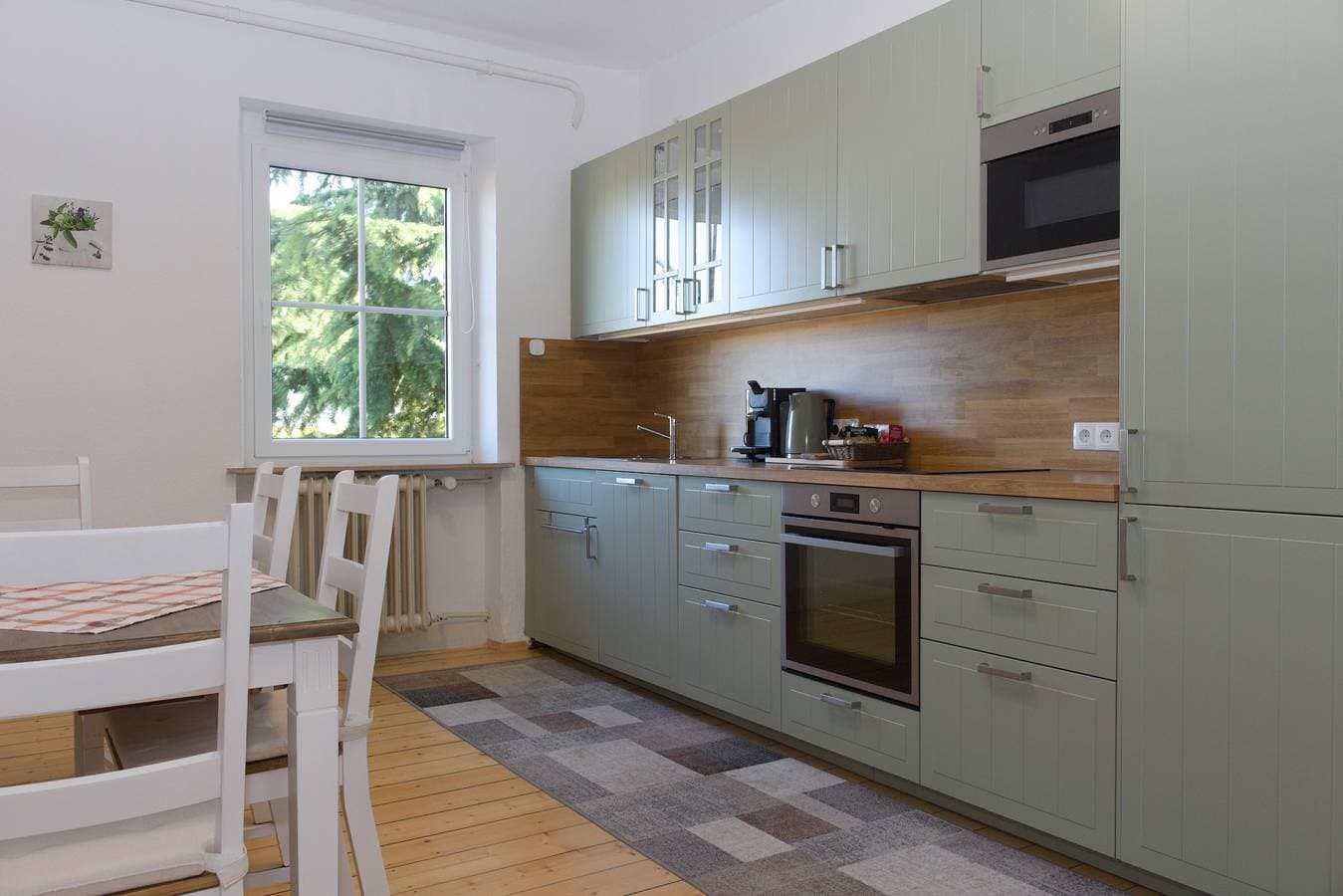 Foto 4 von 28: Klimatisierte Ferienwohnung für max. 5 Personen in ruhiger Lage Nähe Burg Eltz