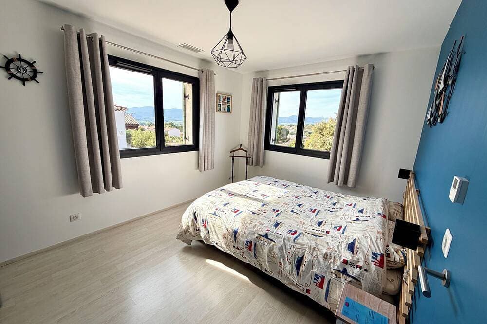 Foto 3 von 30: Charming 3-star villa of 110m2 with swimming pool 20' from the sea in a quiet location