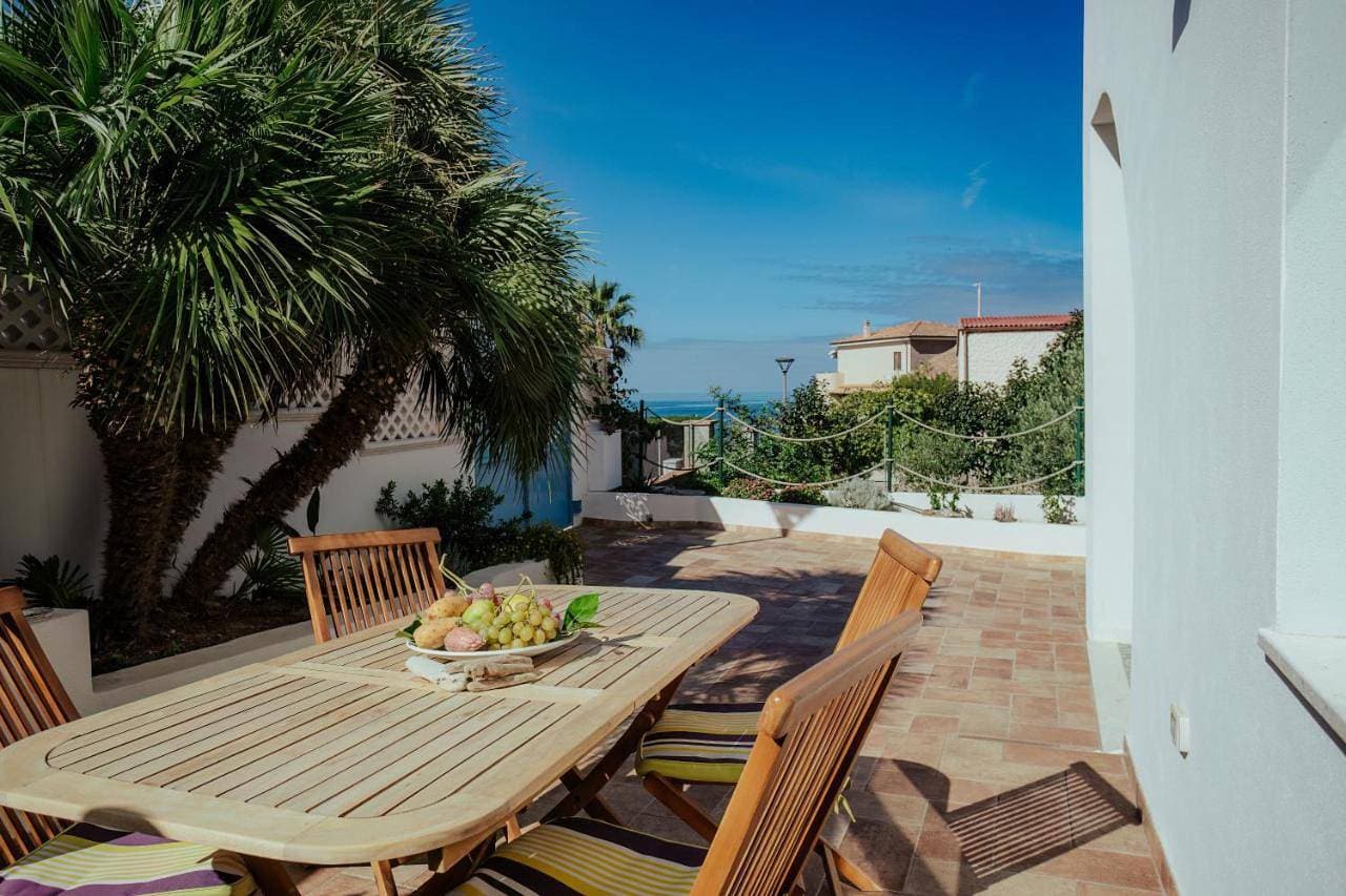 Guest House Sunset on the sea 1