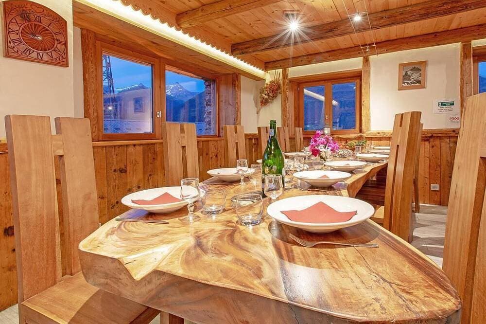 Foto 9 von 25: Landhaus, wifi, skiurlaub an der piste, sauna, terrasse, balkon, parkmöglichkeiten, 170-180m²