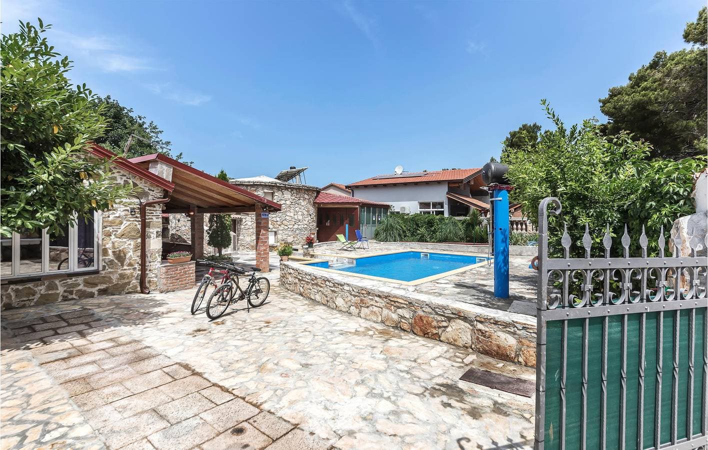 Foto 7 von 21: Gemütliche Ferienwohnung mit Terrasse, WLAN und nur 300 m vom Strand von Fažana entfernt