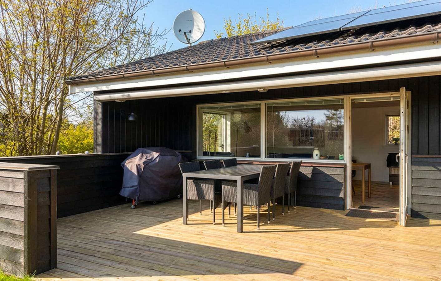 Foto 2 von 17: Ferienhaus für 6 Personen mit Terrasse