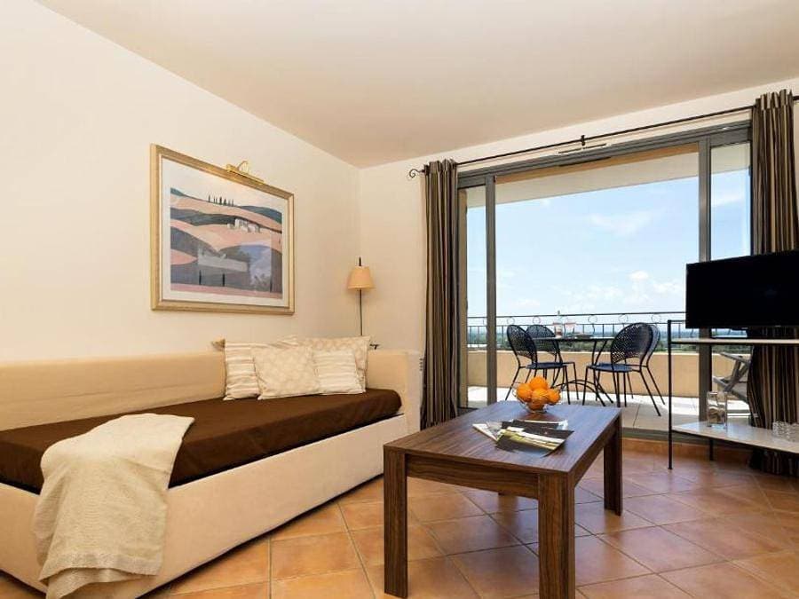 Foto 3 von 25: Madame Vacances - Résidence Provence Country Club - Studio 2 personen - 2 Personen