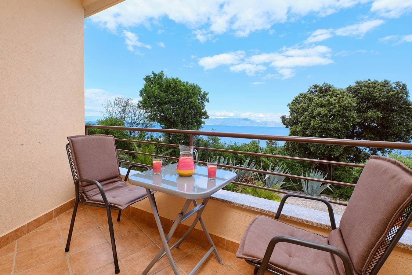 Ferienwohnung Anette mit Meerblick 300m vom Strand 1