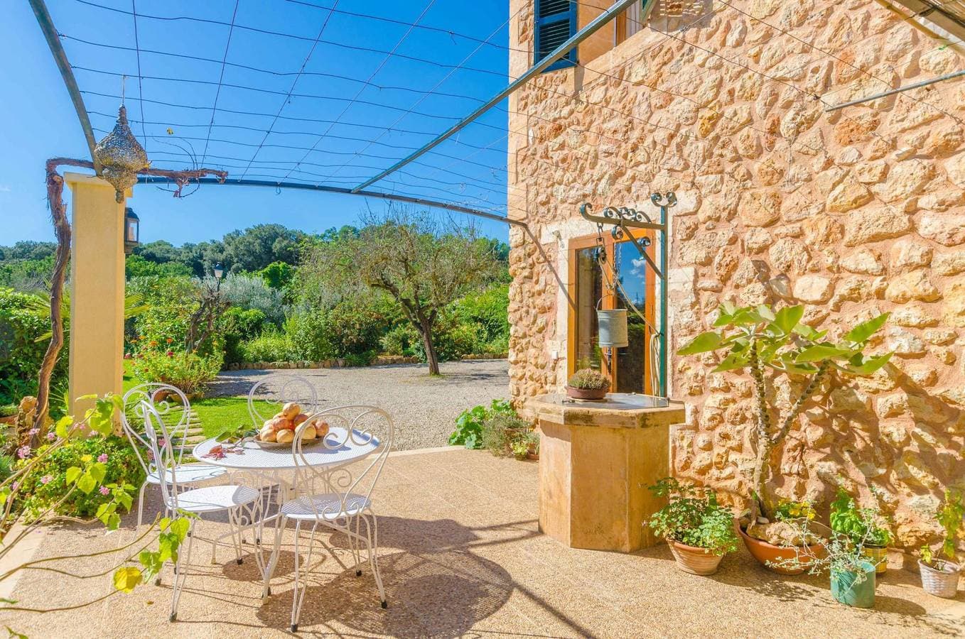 Foto 4 von 36: Sa Mata - Tolle marquinische Finca in gepflegter, grüner Umgebung, mit privatem Pool.
