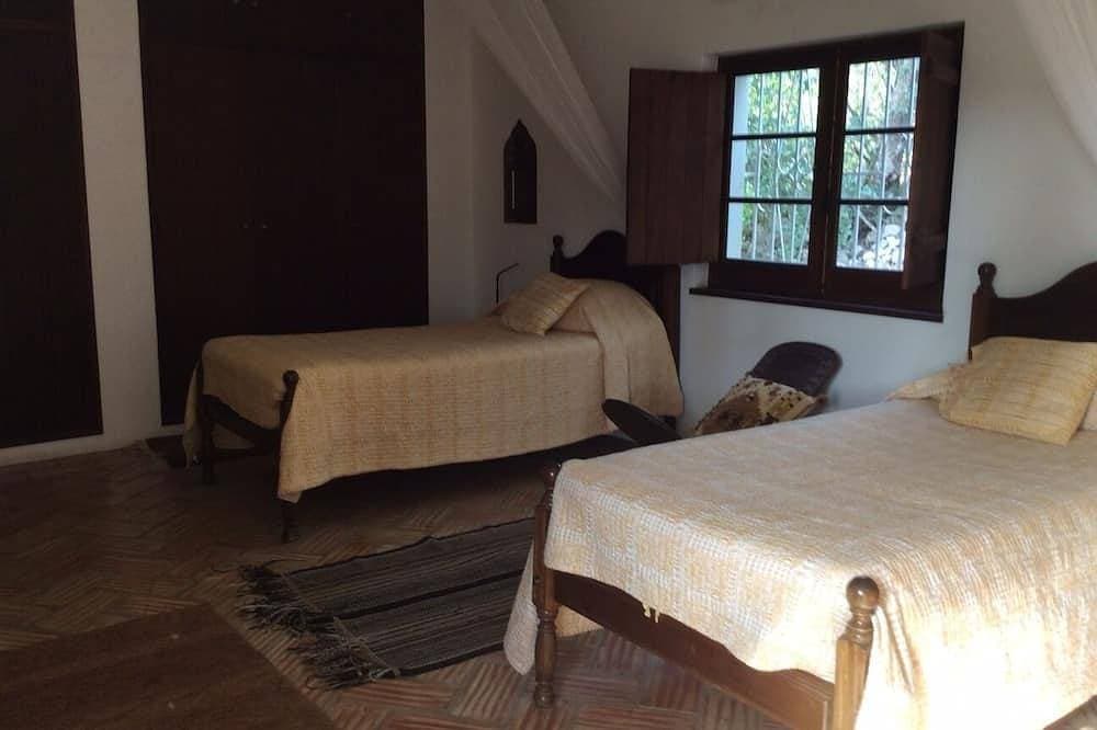 Foto 3 von 30: 2 Schlafzimmer, voll klimatisiertes Landhaus mit großem privatem Pool