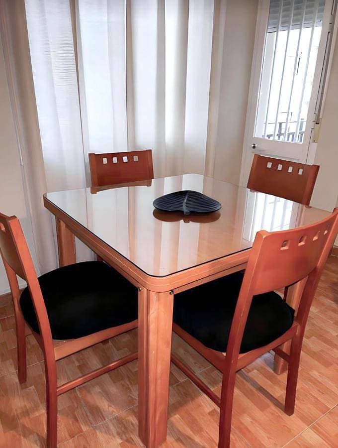 Foto 5 von 18: Two-Room Apartment