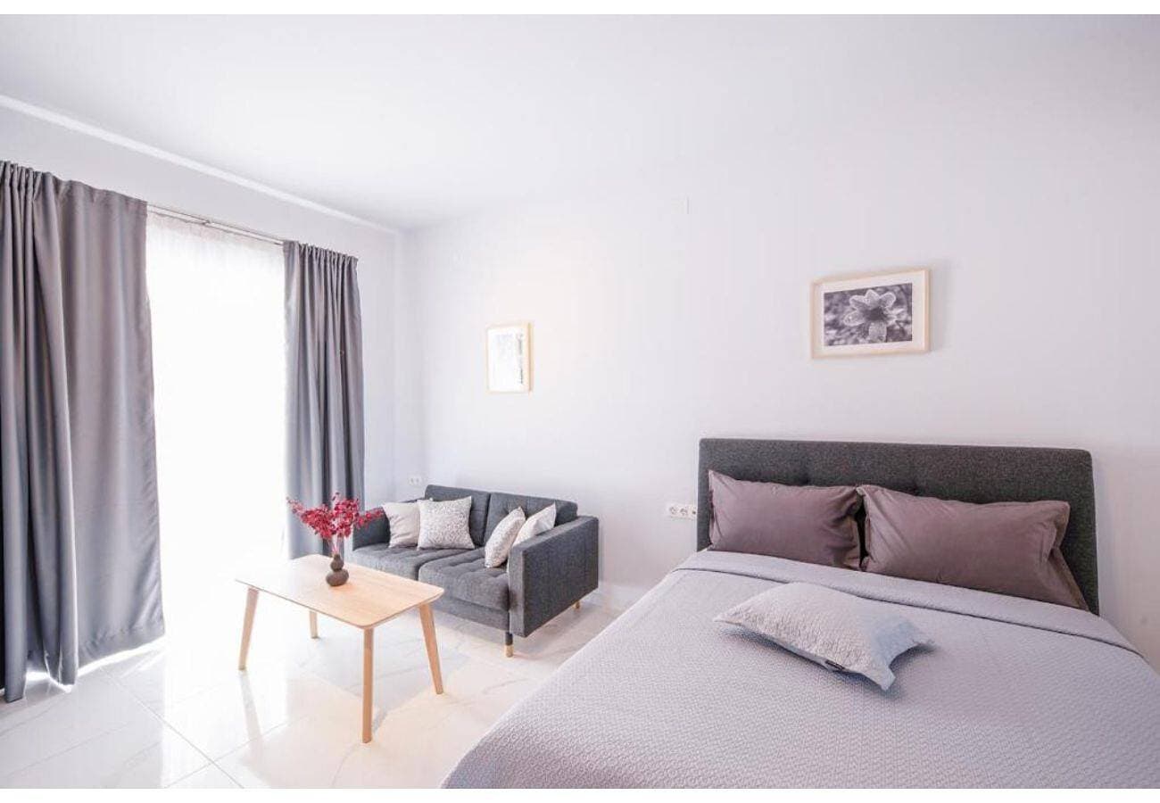 Foto 7 von 16: Ferienwohnung "True Home" mit Meerblick, Balkon und WLAN