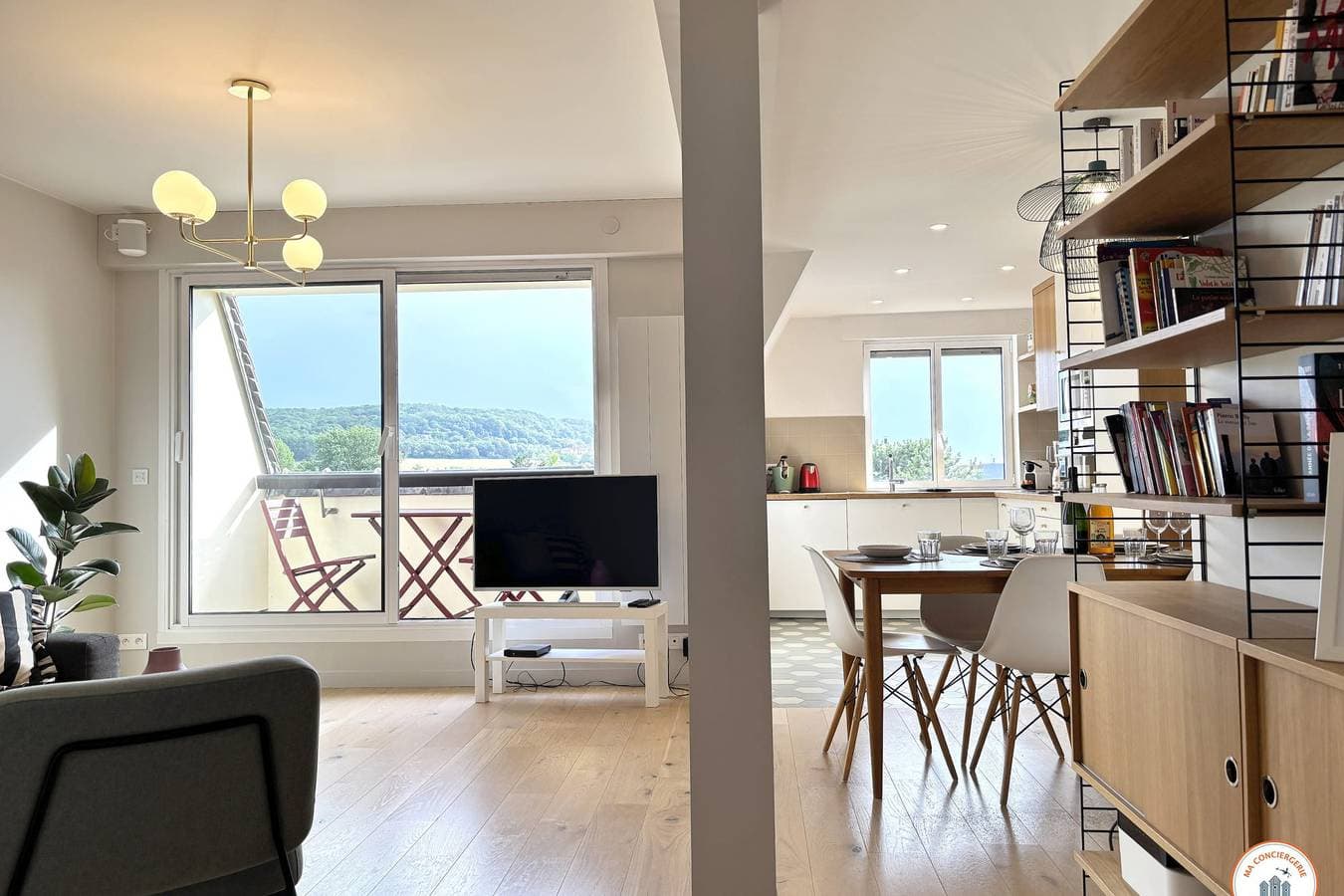 Foto 10 von 23: Ferienwohnung für 5 Personen mit Balkon