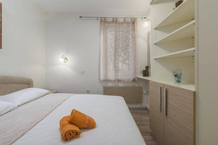 Foto 8 von 21: Ferienwohnung fur 4 Personen im Stadtzentrum nur 30m vom Strand entfernt