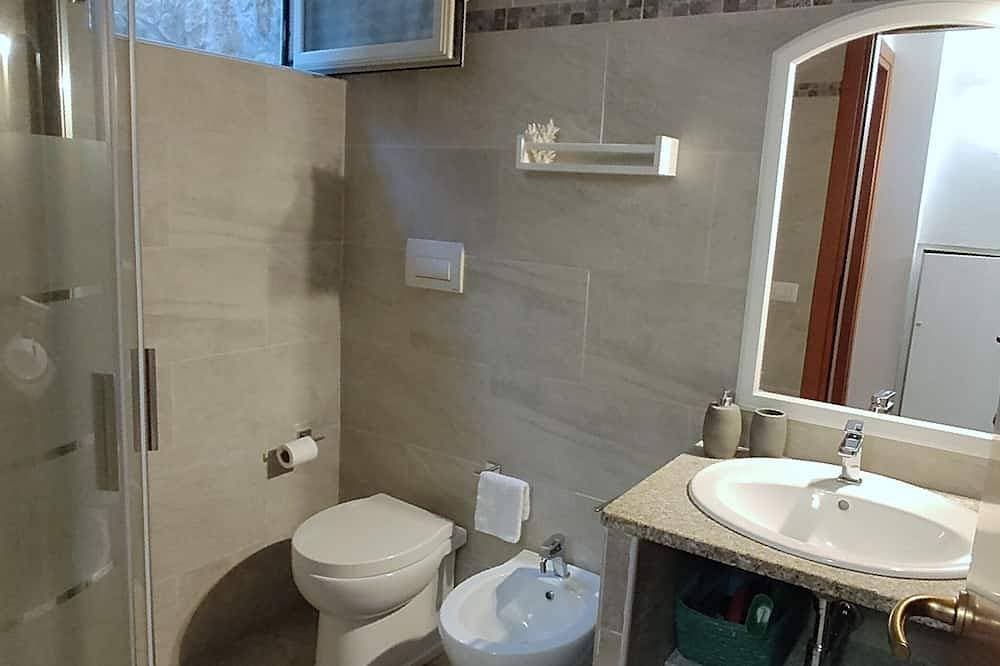 Foto 9 von 30: Villa in Panoramaposition, nur einen Steinwurf vom Meer entfernt