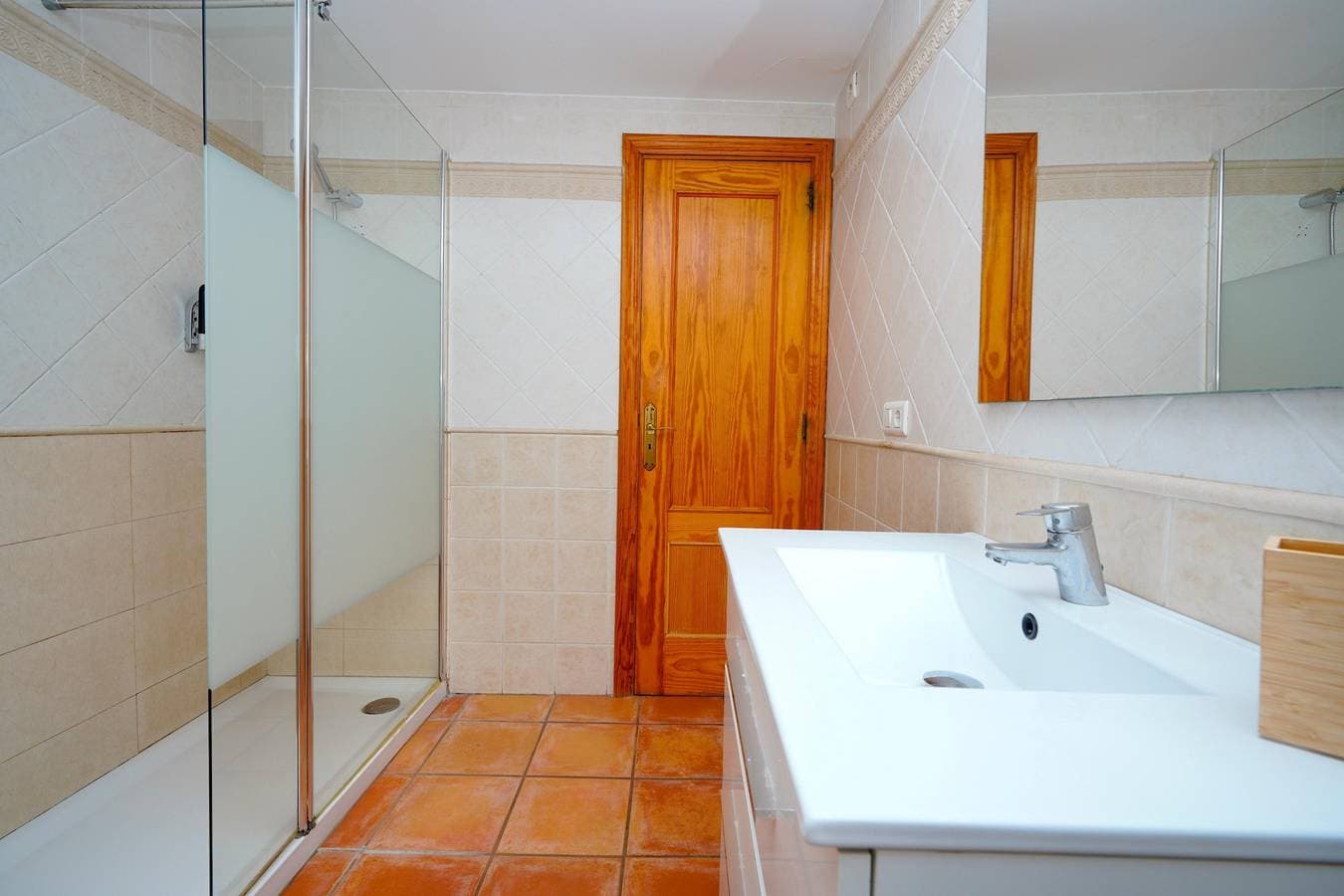 Foto 13 von 42: Ferienwohnung für 3 Personen mit Balkon/Terrasse