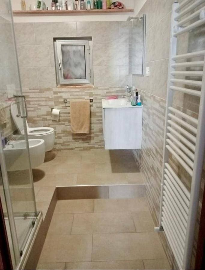 Foto 5 von 31: Double or Twin Room with Shared Bathroom
