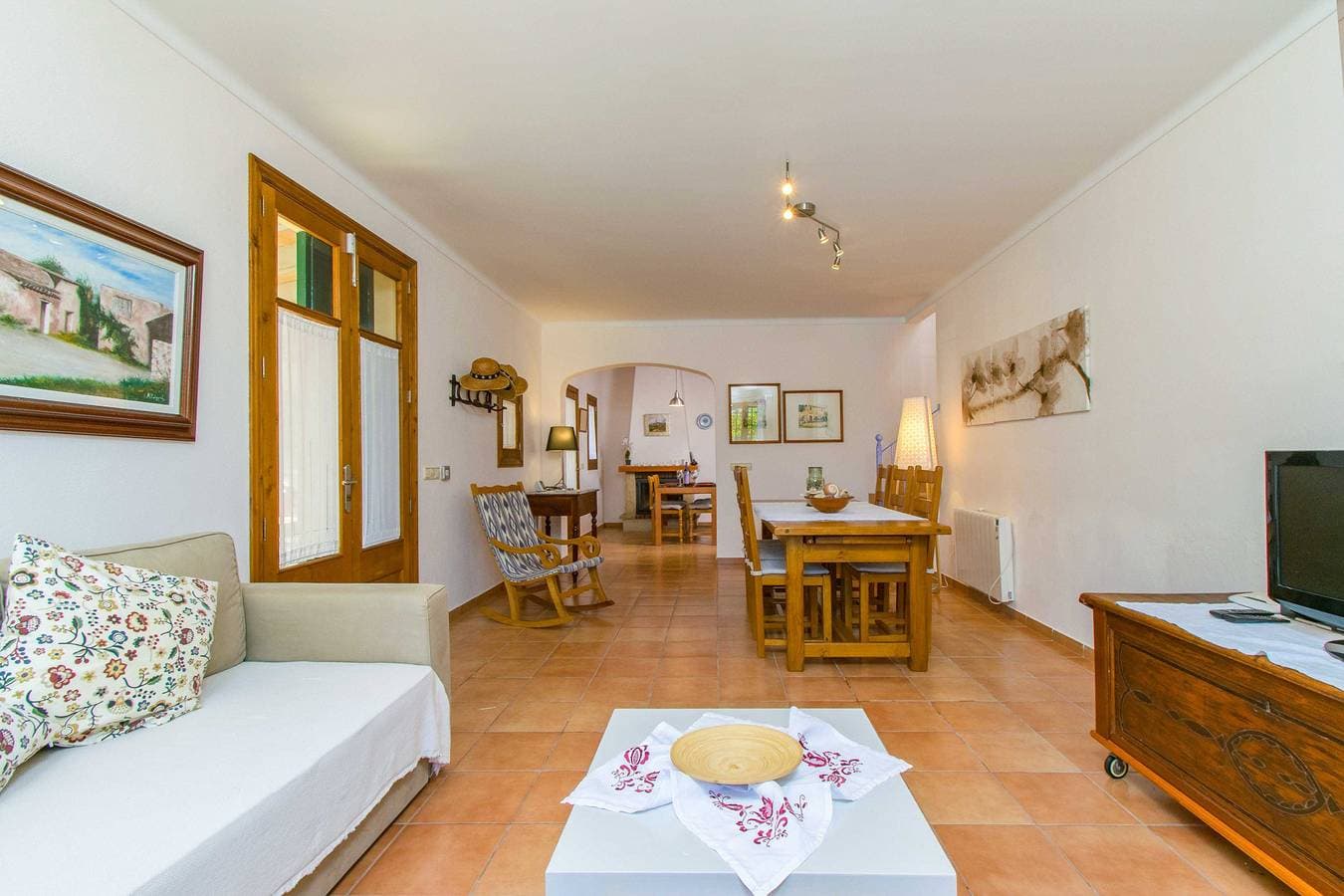 Foto 5 von 24: Son Vado typisch mallorquinische Finca für 4 Personen in Santa Margarita mit Pool