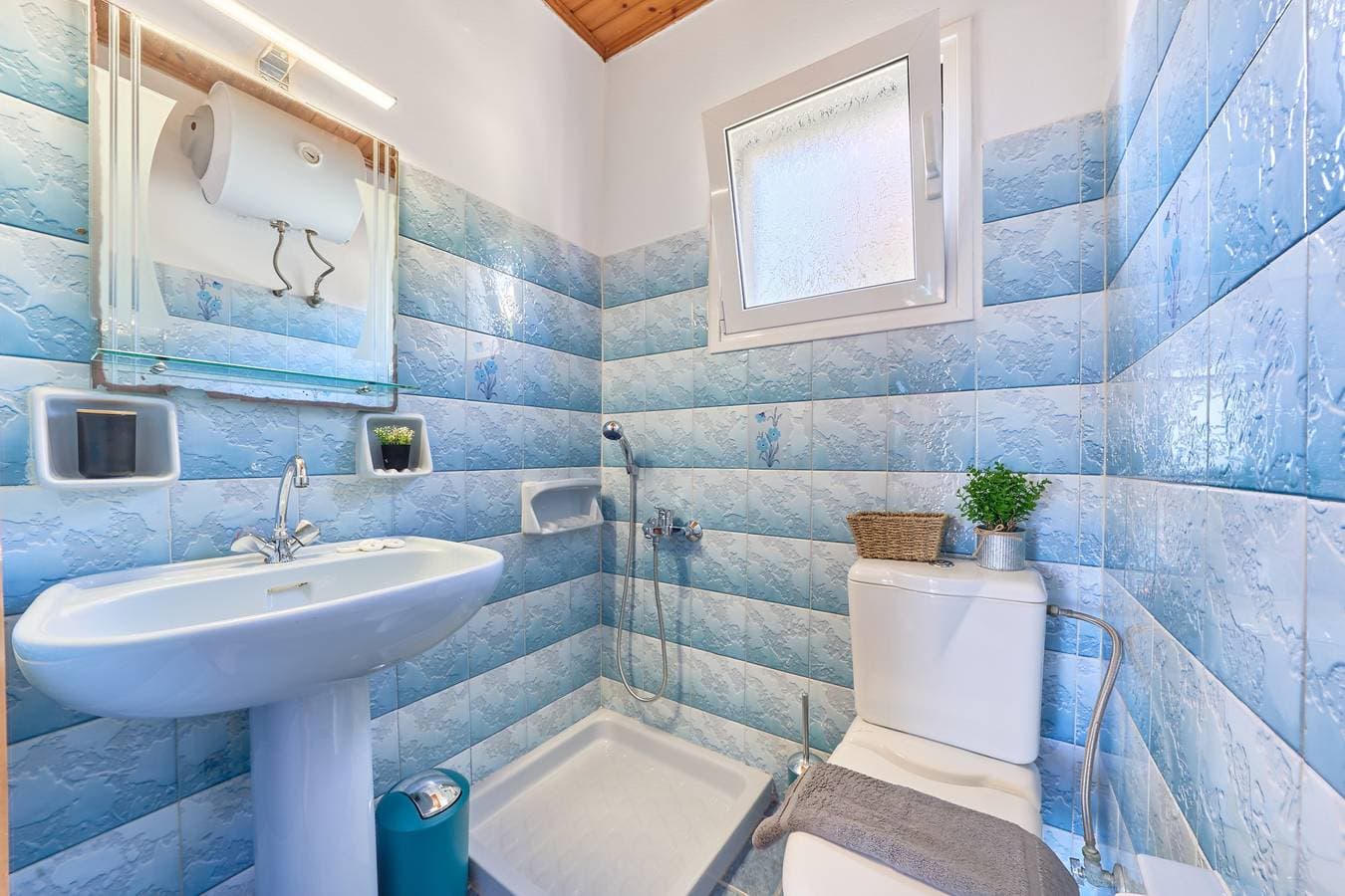 Foto 13 von 34: Studio 'Dolphin 2' mit Meerblick, Wi-Fi und Klimaanlage