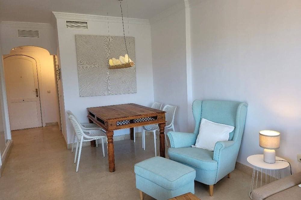 Foto 9 von 30: Atractivo Piso de1 Dormitorio, Los Patios de Santa Maria Golf, Elviria-marbella