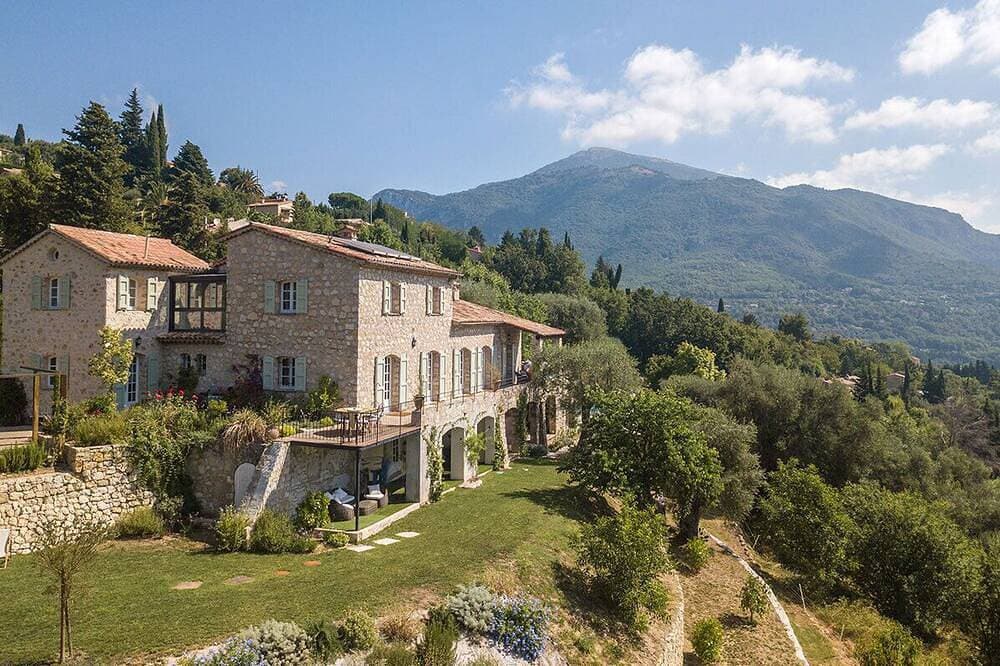 Luxuriöse Villa mit 6 Schlafzimmern in Le Bar sur Loup mit beheiztem Pool und hervorragender Aussich... 1