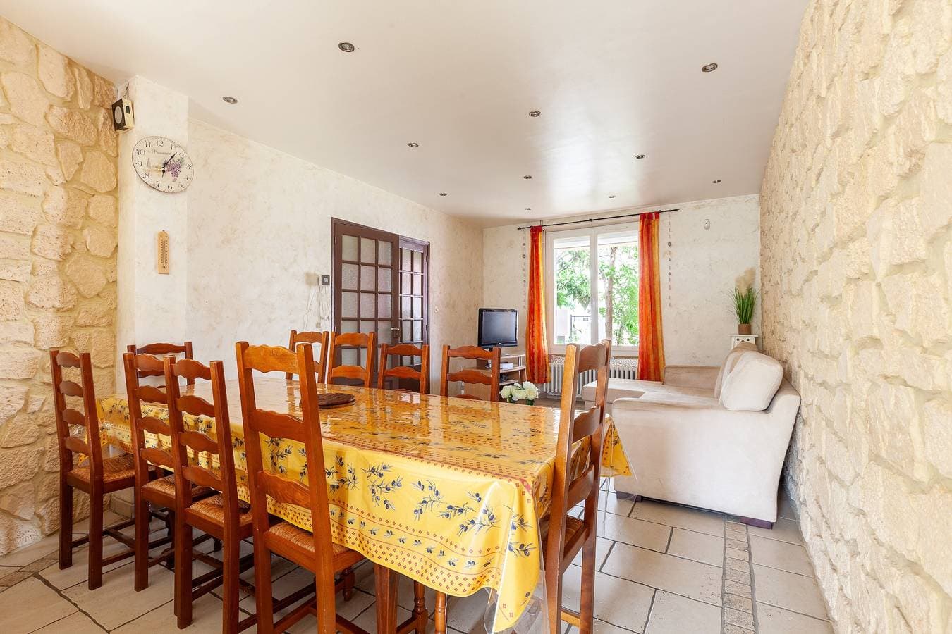 Foto 5 von 25: Villa 'Sam Suffy' mit privater Terrasse, Garten und WLAN