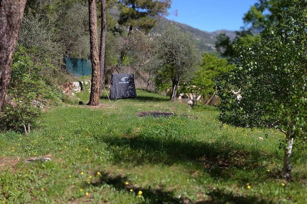 Foto 13 von 30: Charming Villa, 15 km from NiCE Moyenne Montagne With View And Swimming Pool