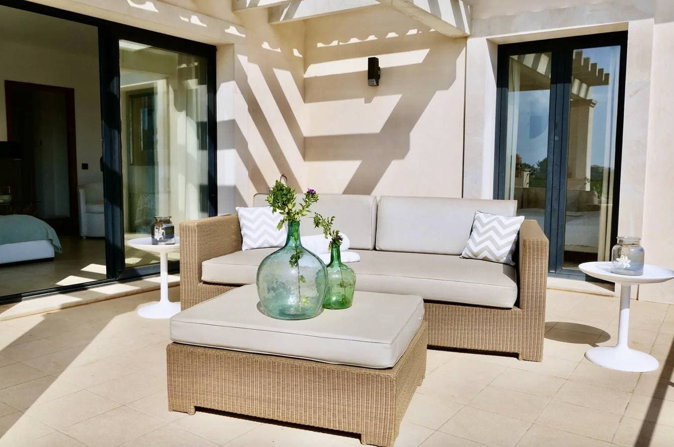Foto 12 von 25: Ferienhaus "Ocean Blues" mit privatem Pool, gemeinsamer Terrasse und WLAN