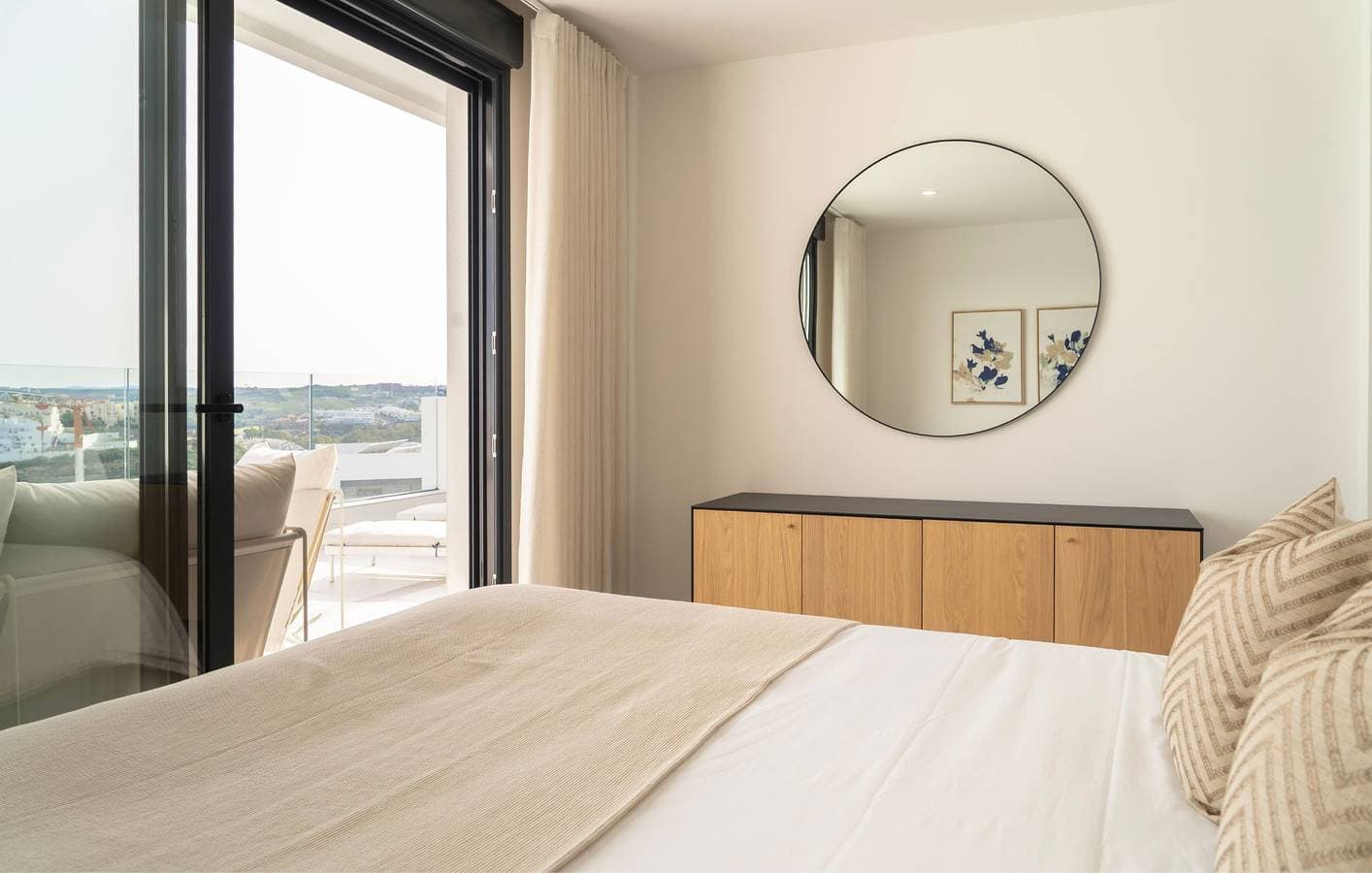 Foto 12 von 32: Ferienwohnung für 4 Personen mit Meerblick