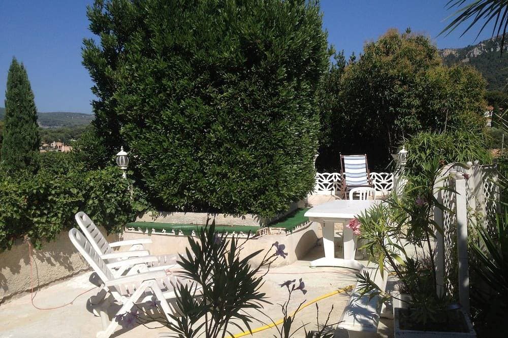 Bougainvillea volles Zentrum in Villa T2 58m2 Terrasse / Garten + private Garage 1
