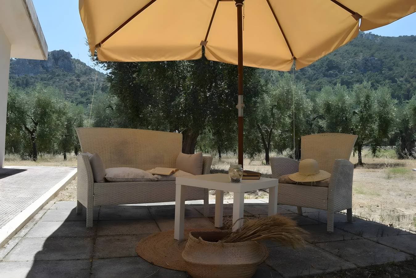 Foto 12 von 44: Villa 'Meridiana Case Al Mare' mit Meerblick, privater Terrasse und Klimaanlage
