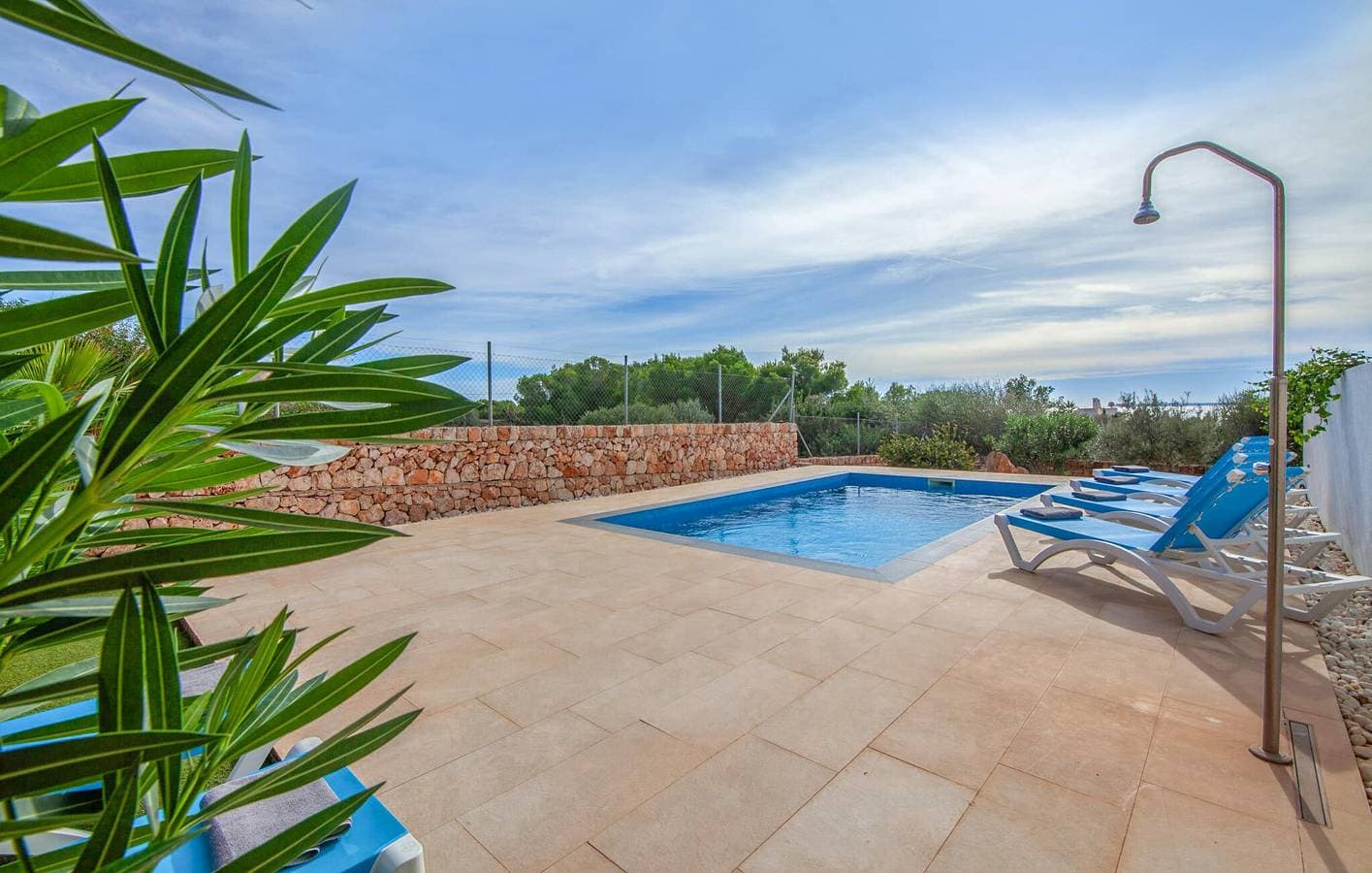 Foto 4 von 37: Apartment mit Meerblick, Pool, Terrasse und AC - 2,5 km zum Strand Cala Pi