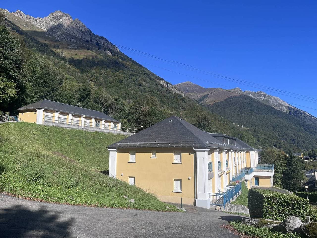 Foto 8 von 13: Wohnung mit Terrasse und Parkplatz, 2 Schlafzimmer, im Herzen der Berge